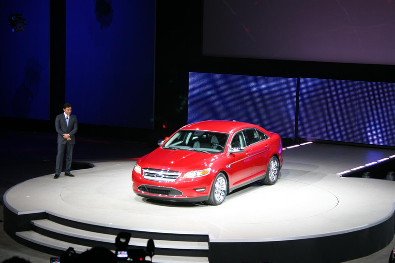 Illustration for article titled 2010 Ford Taurus: A Flagship Returns